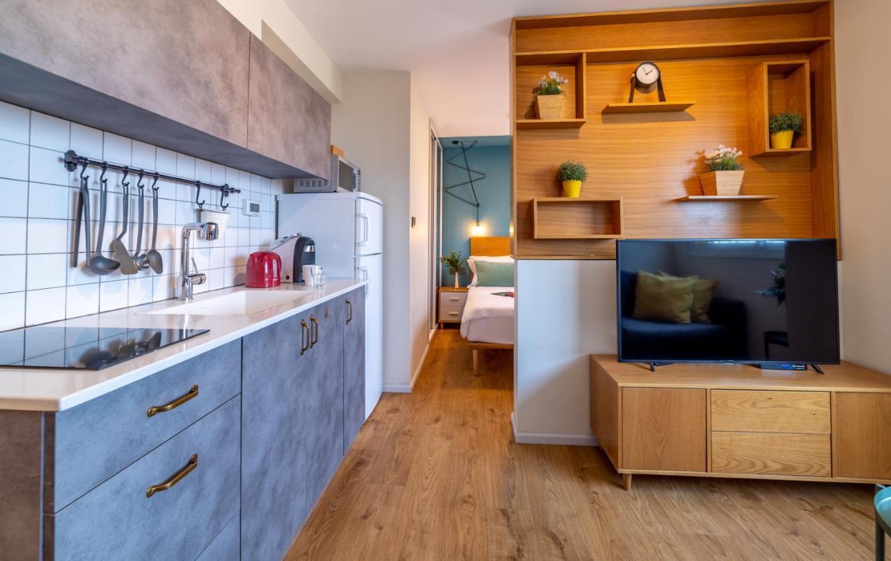 The Six Days Stylish One Bedroom Apartments Ейлат Екстериор снимка