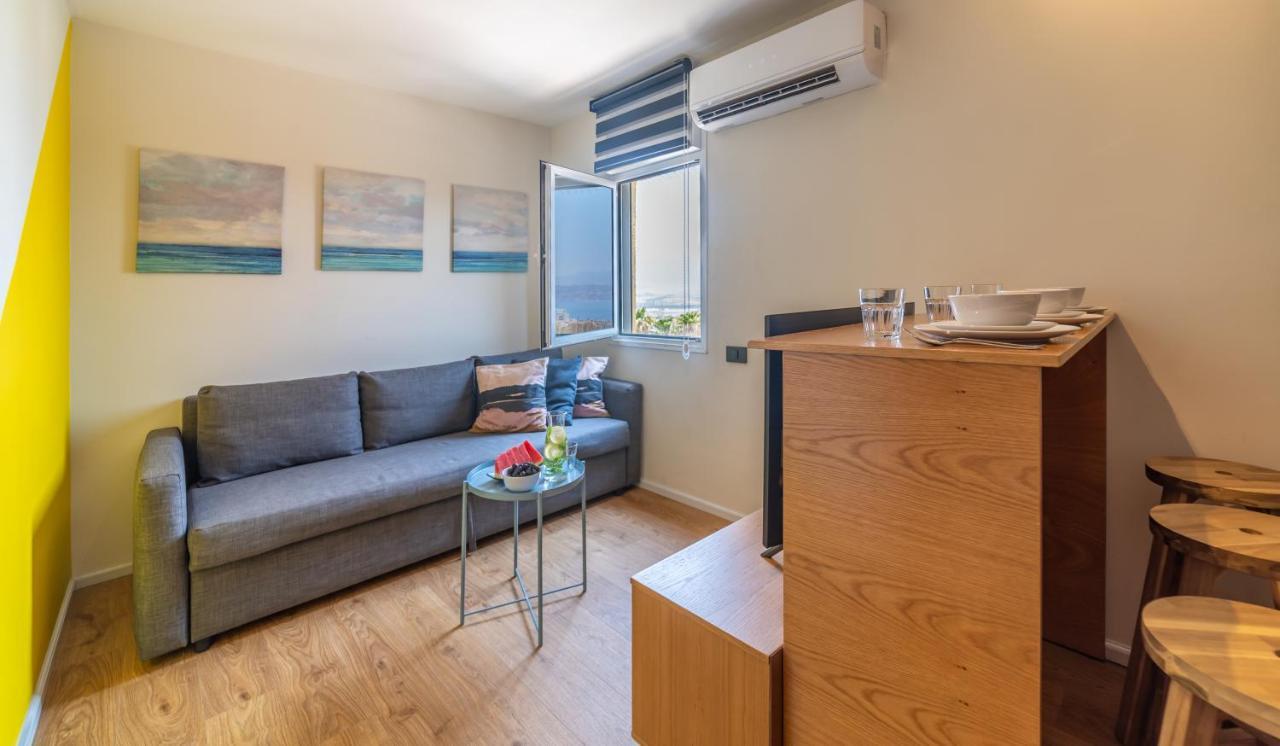 The Six Days Stylish One Bedroom Apartments Ейлат Екстериор снимка